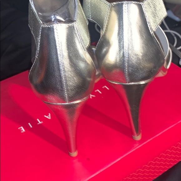 COPY - Heels - Picture 3 of 6